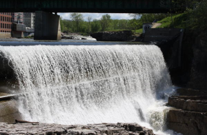 Burlington officially began operating on 100 percent renewable energy in September 2014 when it purchased the Winooski One hydro dam, which is the first dam located on the Winooski River outlet into Lake Champlain.