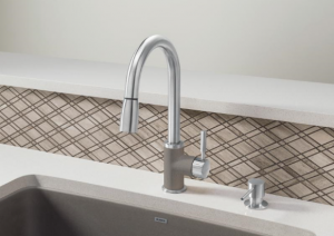 BLANCO SONOMA pull-down faucet is available in dual finishes.