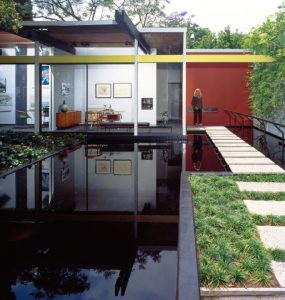 Integration with the landscape is a defining characteristic of mid-century modern design.